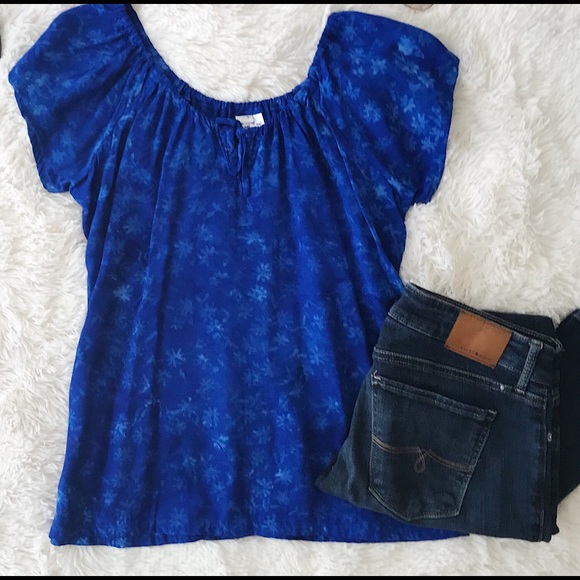 Blue peasant blouse size small short sleeves - Picture 2 of 6